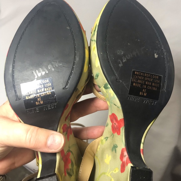 Nine West Floral Heels - Picture 4 of 5